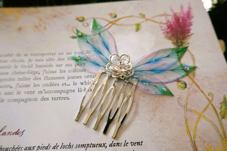 Peigne à cheveux ailes de fée en résine transparente, avec un esprit elfique, le souffle des Dragons
